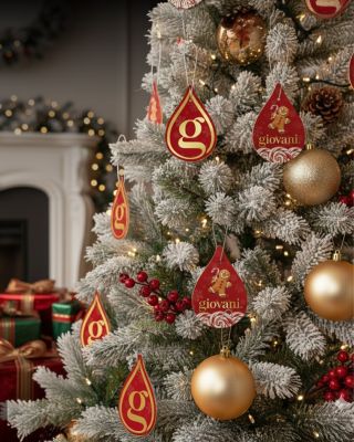 ✨🌲 Kiedy zapach staje się częścią dekoracji! Nadaj swojemu domowi nutę Giovani® i ciesz się świętami pachnącymi elegancją,...